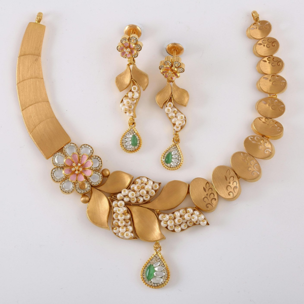 18K Gold Necklace Set
